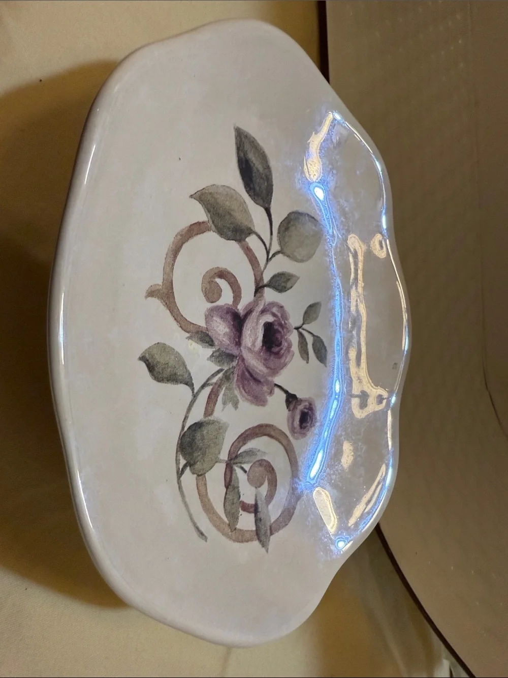 Vintage/discontinued Croscill Floral Ceramic Soap Dish in White w/ Purple & Gree